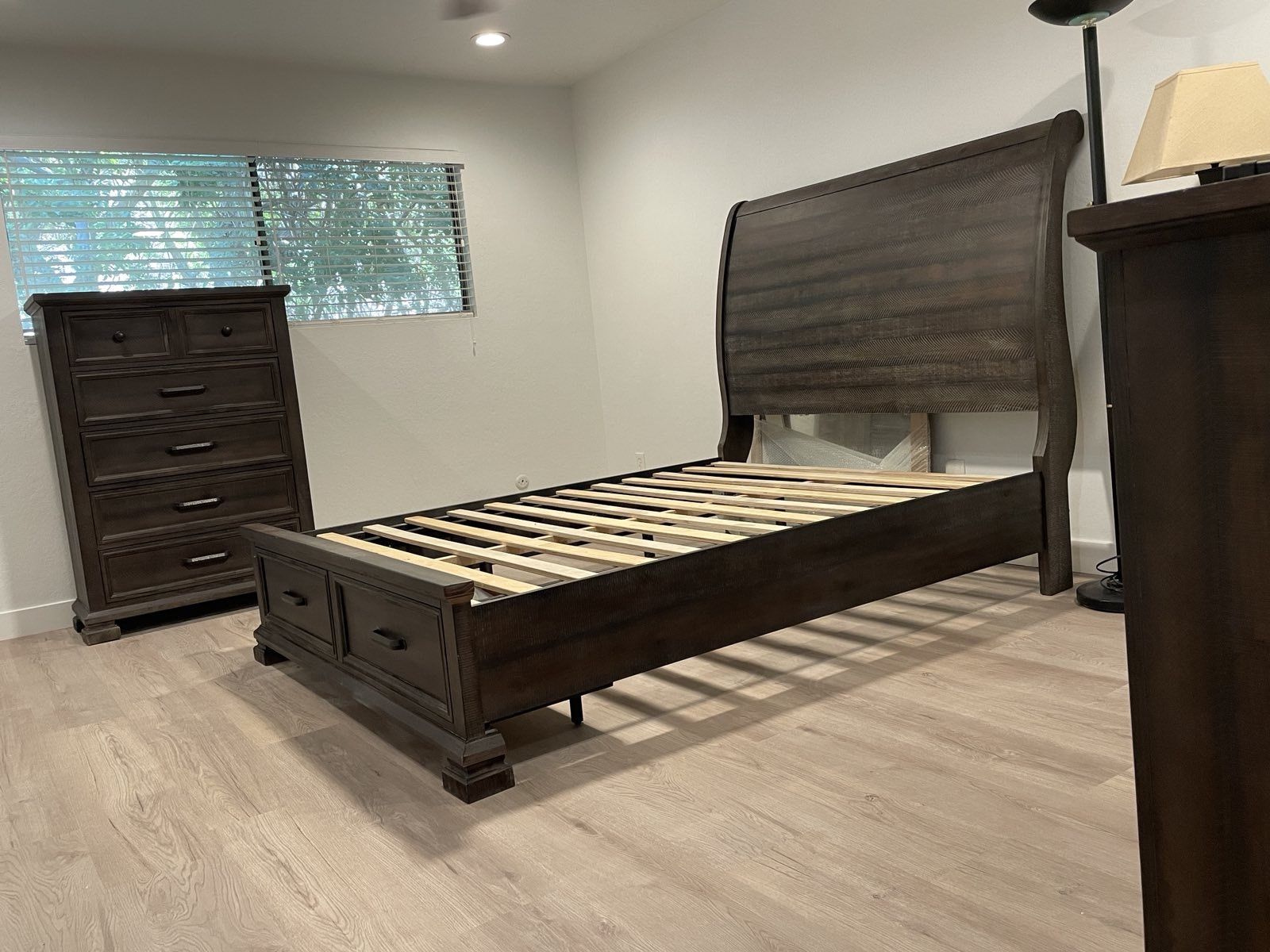 Jerome’s Wilmington Queen Storage Bed (mattress can be included)