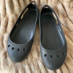 Crocs Black Ballet Flats Size 9
