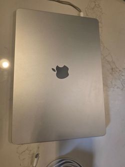 Macbook Air M4 32 GB 1 TB 15" Like New