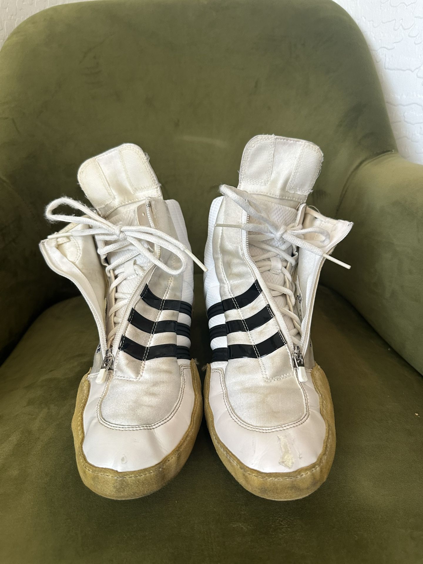 Adidas Response Wrestling Shoes for Sale in Phoenix, AZ - OfferUp
