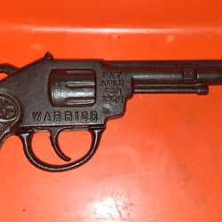 1926 cast iron Warrior cap gun