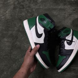 Air Jordan 1 Pine Green 2018