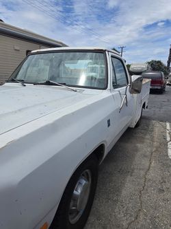 1986 Dodge D350 Service Truck (1-Ton).