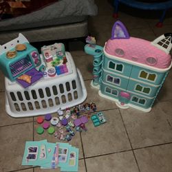Gabby Dollhouse With Extra Sets And Gabby Oven
