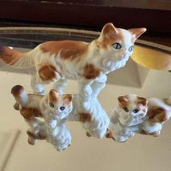Vintage Bone china cat Family Figurines 