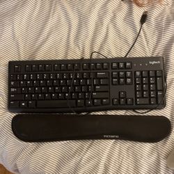 Logitech Wired Keyboard