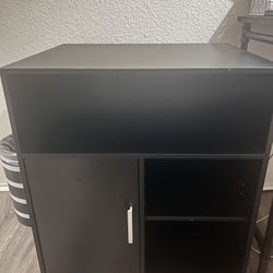 File cabinet/Printer Stand With Wheels 