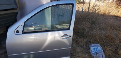 2001 Volkswagen Jetta driver door