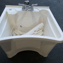 Slop Sink With Faucet And Hook Ups