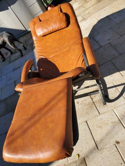 Zero Gravity Chair
