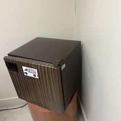 Small Fridge 