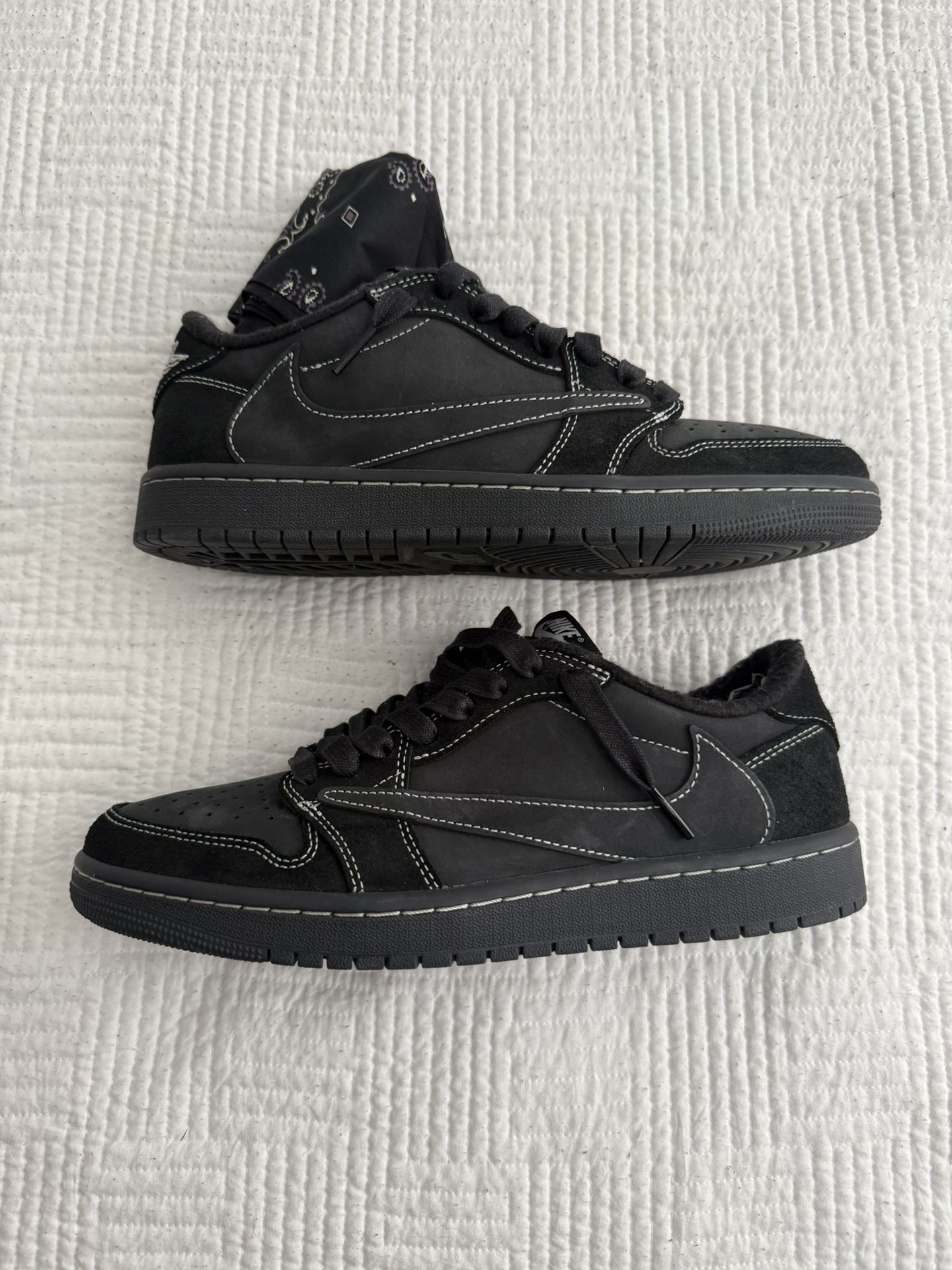 Travis Scott Phantom Jordan 1 Size 10