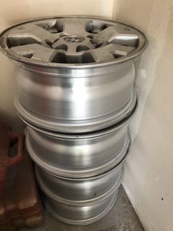 TOYOTA-TACOMA-STEEL-FACTORY-Rims Read Description