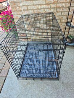 Pet Cage H 25", L 35"1/2, W 23"