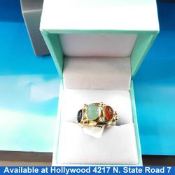 Women's Ring - Yellow Gold 14k (.585) 5.1 grams Size 6.5