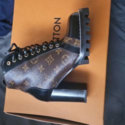 LV Authentic Boots 