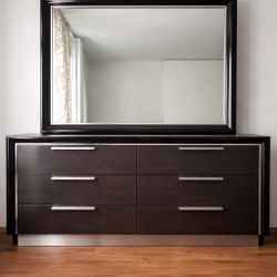 Modern Dark Wood Dresser + Mirror Set – 6 Drawer, Excellent Condition