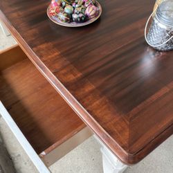 Elegant Coffee Table 