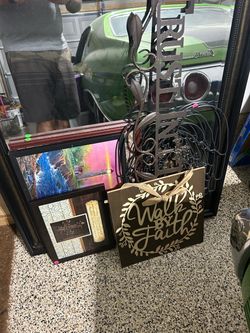 Select Religious decor