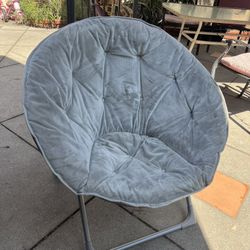 Faux Saucer Foldable Chair 