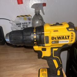 ATOMIC 20-Volt MAX DEWALT- Brushless Cordless 1/2 in. Drill Driver (Tool-Only)