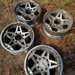 Moto Metal Wheels 20 Inch