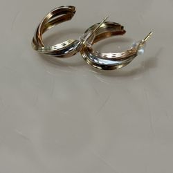 14K Tri-Tone Gold Crossover Hoop Earrings