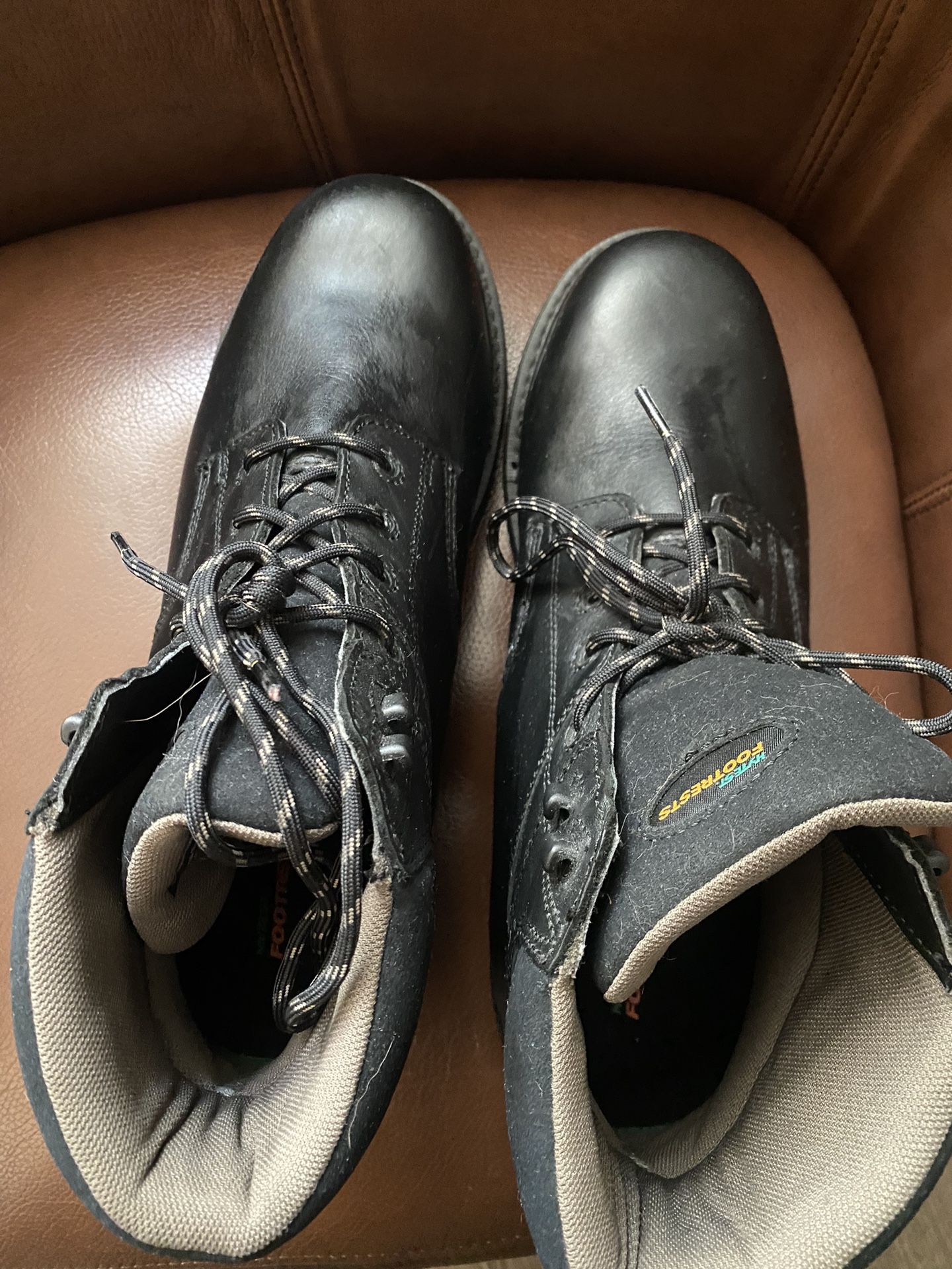 HYTEST FOOTREST SIZE 15 WORK BOOTS