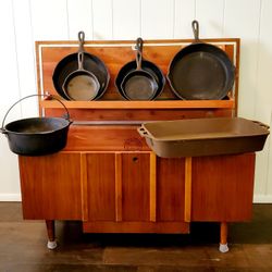 Vintage Cast Iron Seven (6) Piece Cookware Set 