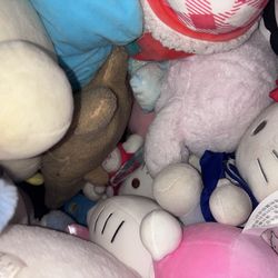 bag full of plushies sanrio rilakuma hello kitty kuromi