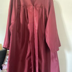 Jostens BDG Collection Graduation Gown