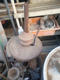 Manual tire machine and bubble balancer