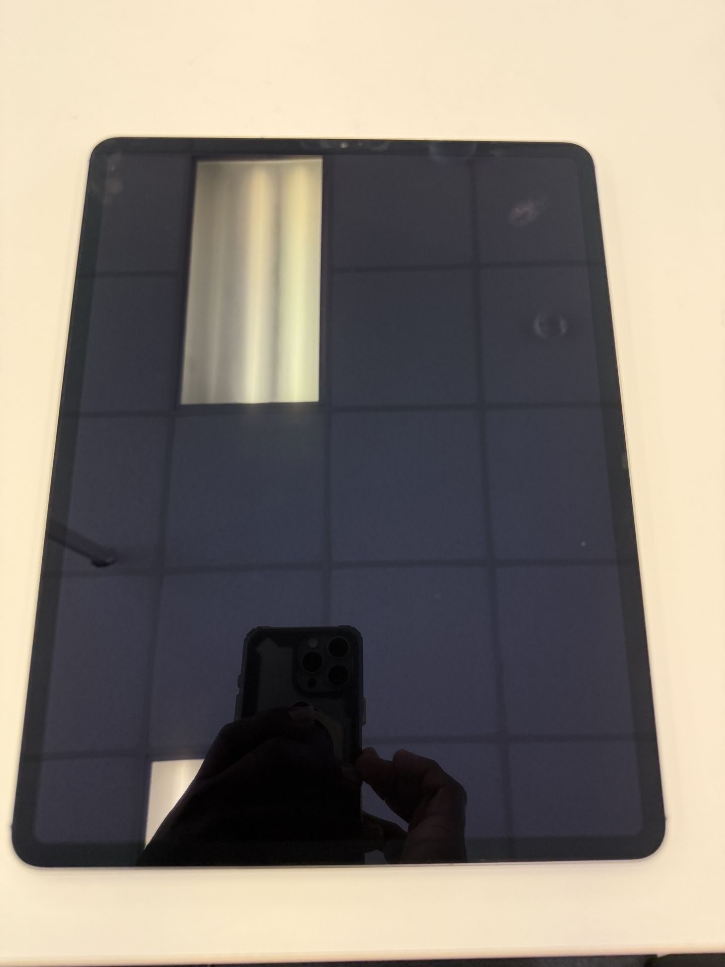 iPad Pro 12.9 (6th Gen)