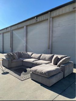 Sereen Modular Sectional  w/ Ottoman – 🚚 Free Delivery Available