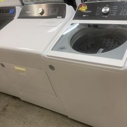 Whirlpool Washer And Dryer Set