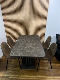 Expandable Dining Table