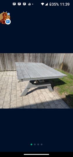 Very Sturdy Solid Wooden Table 4ft X 5ft Picnic Table