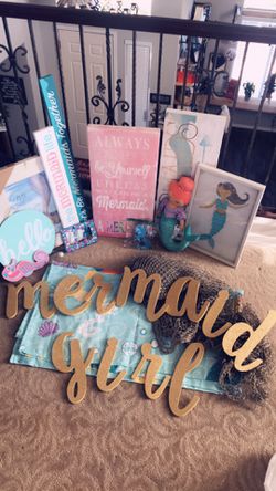 Girls Mermaid Bedroom Decor (EVERYTHING you need to Decorate a lil girls room)