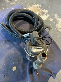 Submersible pump