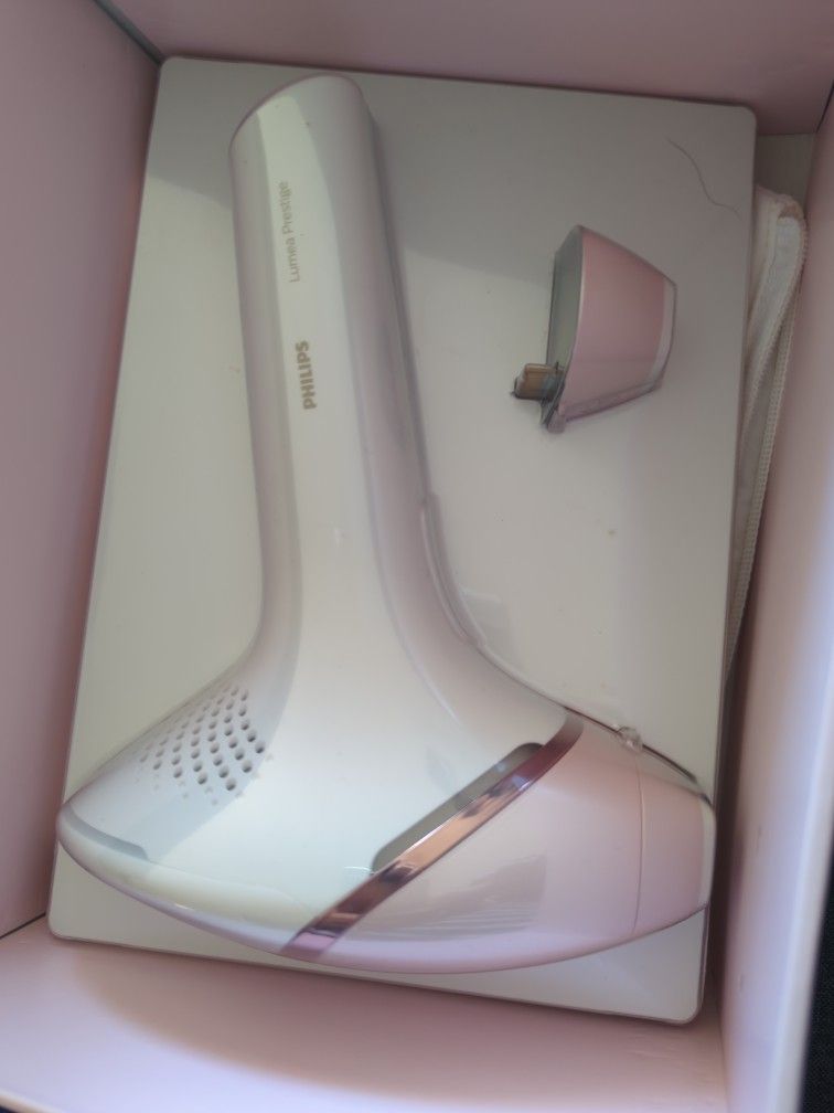 Brand New Philips Lumea BRI950