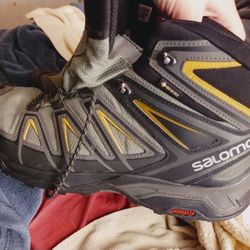 Salomon Hiking Boots | Mens 12