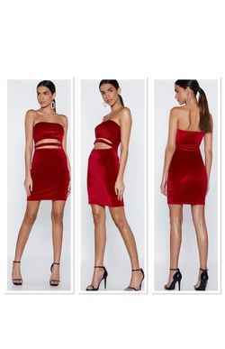 NEW RED NASTYGAL STRAPLESS DRESS SIZE 8/MEDUIM