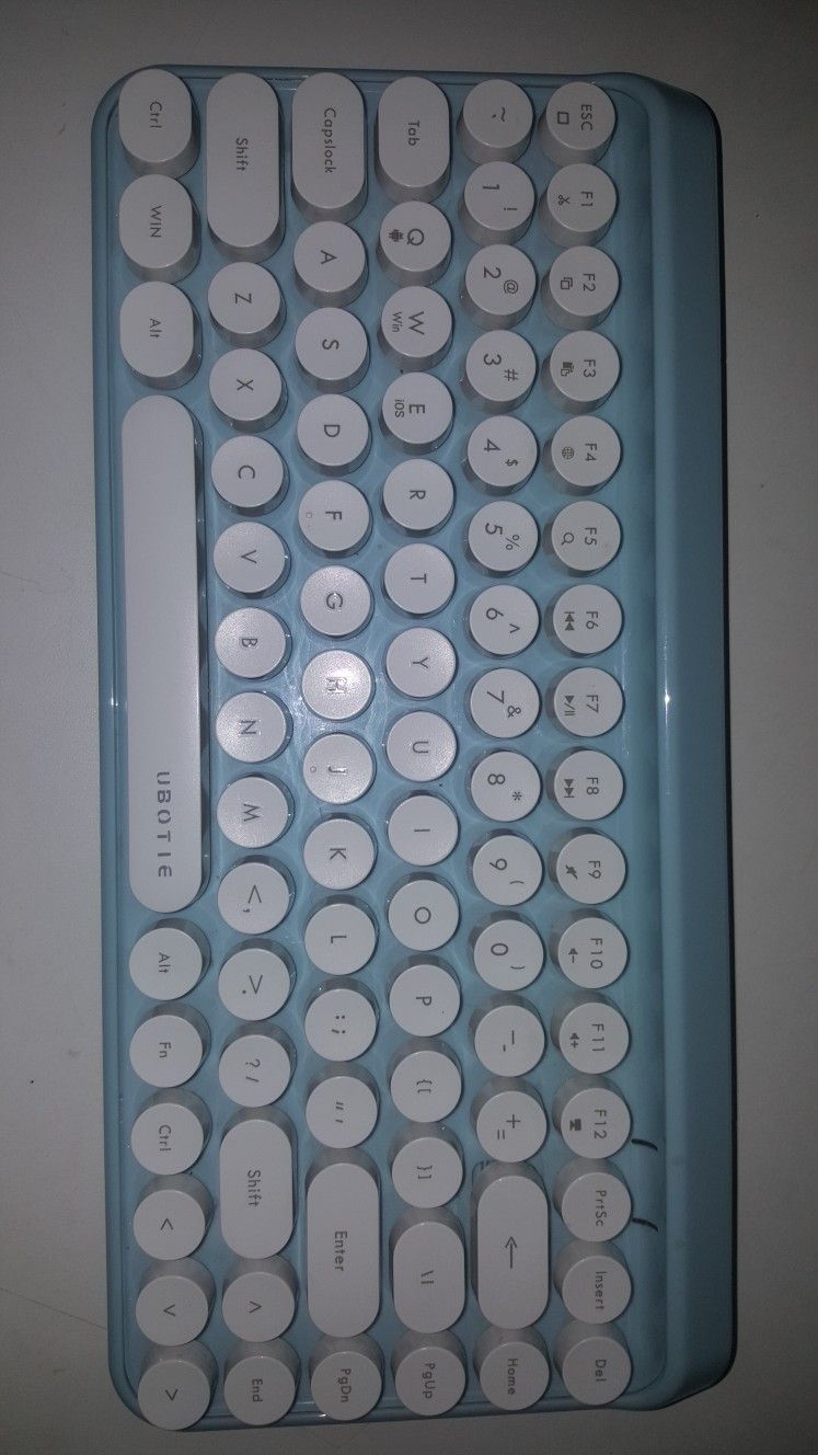 Ubotie Bluetooth keyboard
