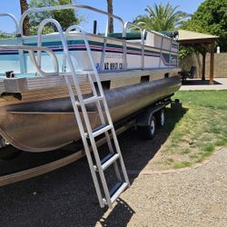1994 Fisher Freedom 220 Pontoon