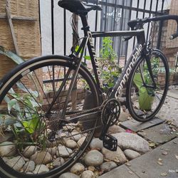  Cannondale SuperSix Carbon Road Bike – Light, Fast, Ready to Ride