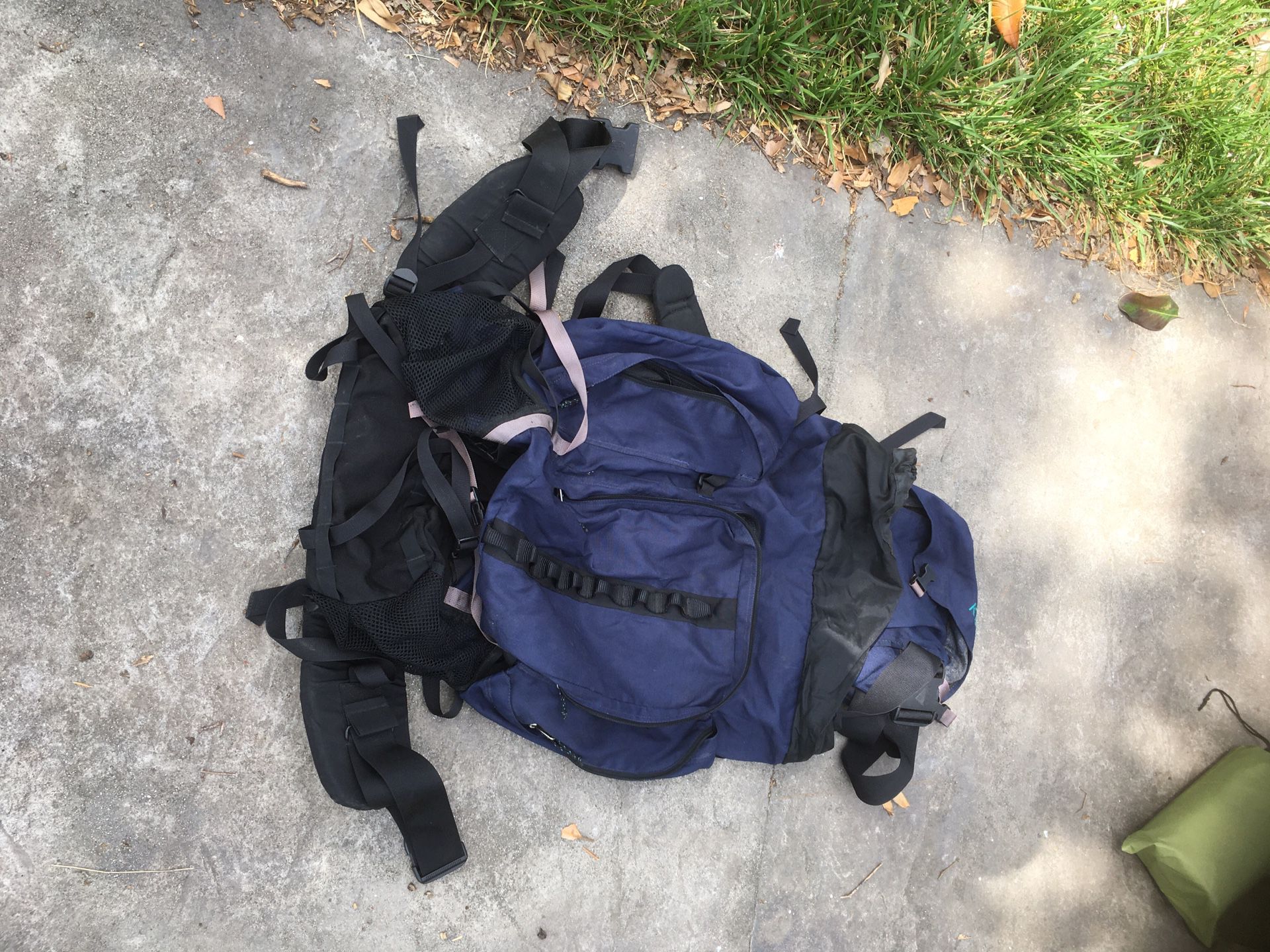 Kelty backpack older adjustable 