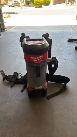 Milwaukee vacuum