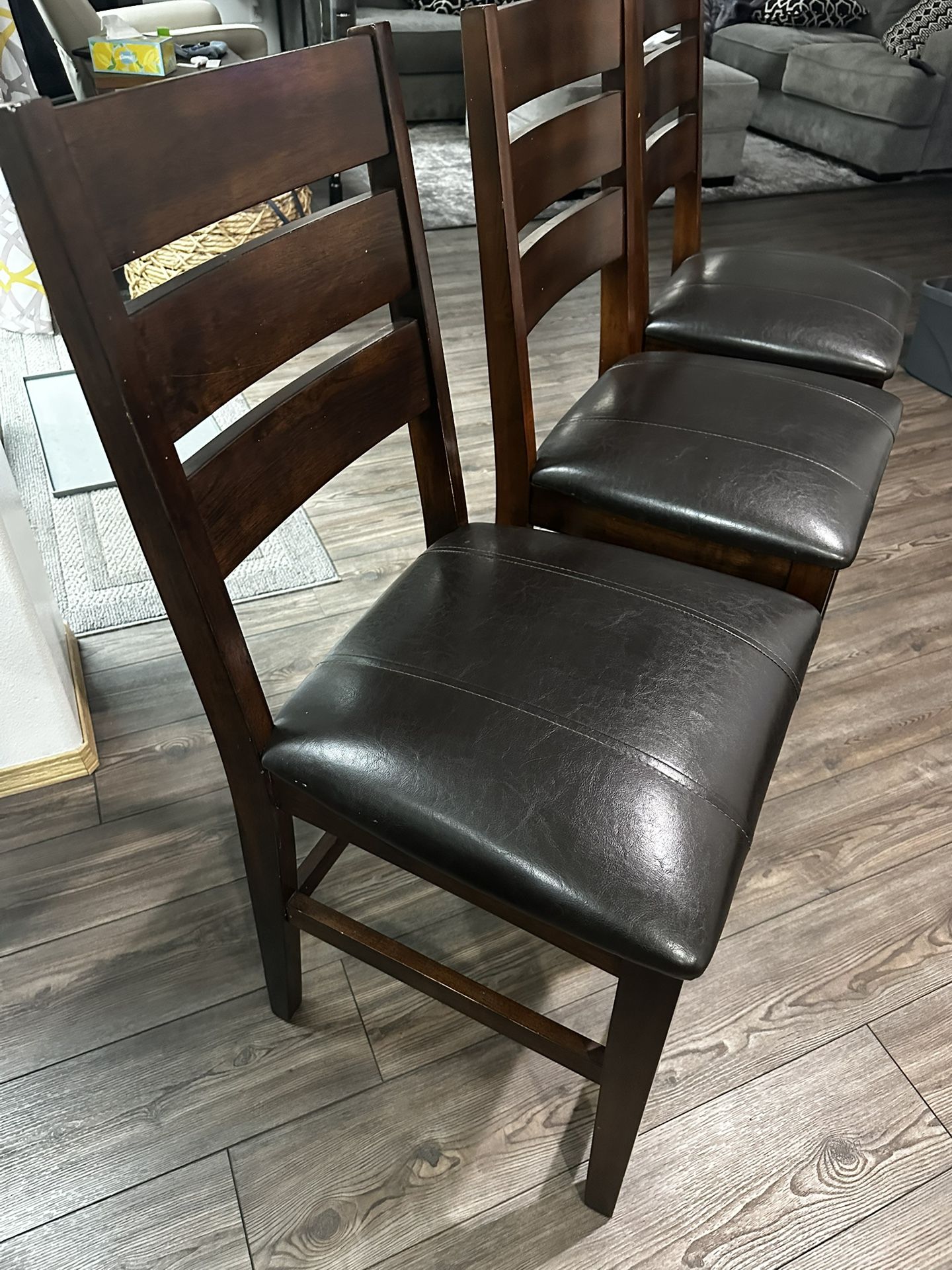 Counter Height Chairs