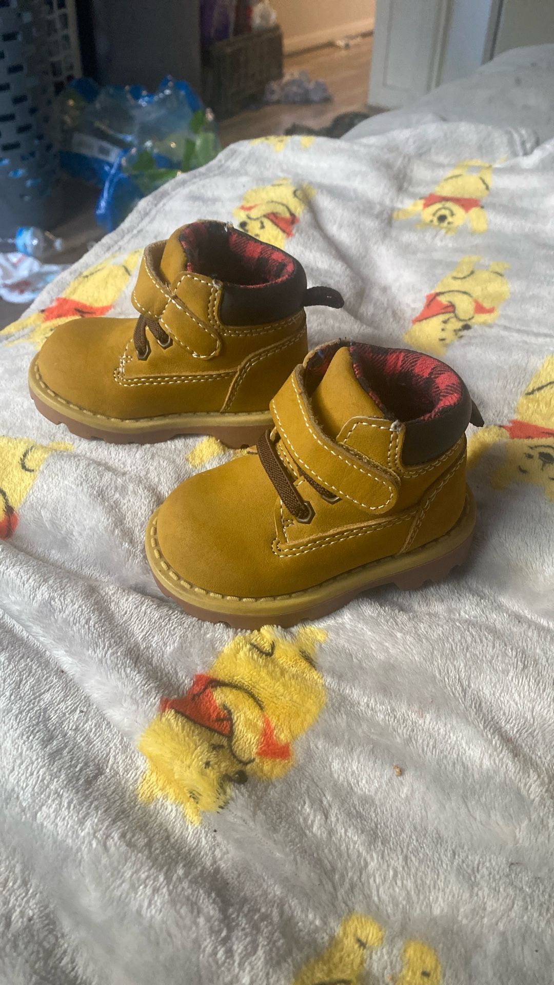 Timberland toddler shoes, size 3