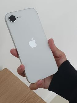 iPhone 16e 6.1" (T-Mobile Locked) 128GB White Premium Pre-owned
